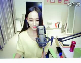 六间房热门女主播╰❥丶Latte﹎☂
