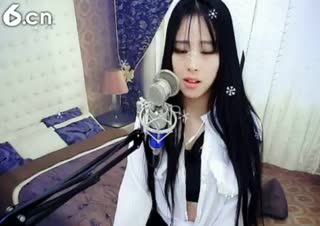 六间房美女主播九儿也温柔，互动
