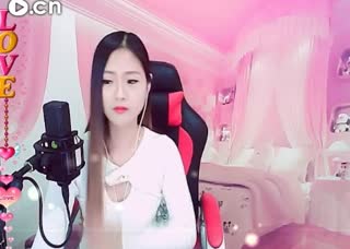 六间房热门美女秀梦瑶❤代理聊天交友视频秀