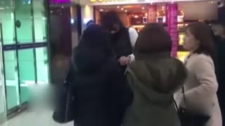 陈柏霖赴韩 为女友逛街选礼物