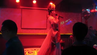 汪洋反串 爱不释手 君度20141227