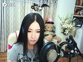 六间房唱歌聊天室柯艾 秀唱视频