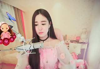 不愿让你看见我的伤处，是曾经无悔的《风雨无阻》