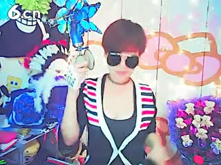 六间房热门美女东方baby﹏莜筱兮在线交友聊天