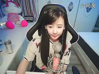 六间房美女主播久美。秀唱电音之王视频
