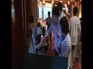 摄影专家揭秘4K电视真相，现场展示惊呆所有人