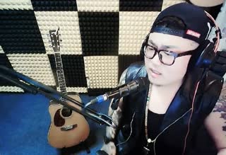 《曾经最美》~别问我在想谁