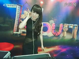 六间房美女主播⒎門★暮歌丫宝互动直播