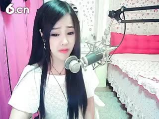 六间房美女主播╰⋛泡沫ღ寒兮⋚╯直播间秀唱