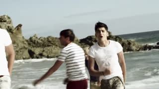 One Direction - What Makes You Beautiful