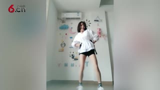 萝莉妹妹大跳热舞 18.5.9