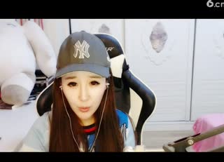 我想做你的《海绵宝宝》~陪你狂街过马路