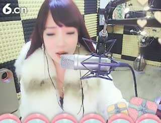 六间房性感主播♬&hearts;瑶&hearts;代理互动直播中