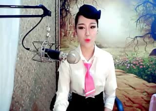 霸气美妞化身空姐~与你《敖包再相会》
