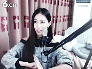 六间房呆萌女主播ღ童童☂代理゛秀唱视频