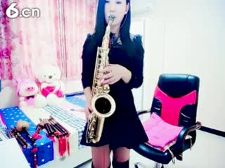 六间房秀场真人主播涵萱才艺主播 秀唱直播