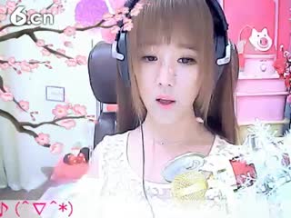 六间房美女主播☜小鱼儿@☞聊天交友
