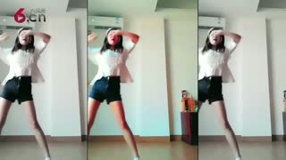 大眼萌妹子一枚 17.11.09