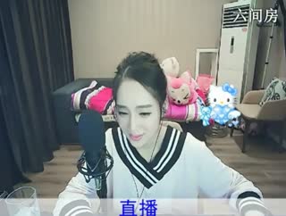 六间房美女主播Ai小小秀场直播