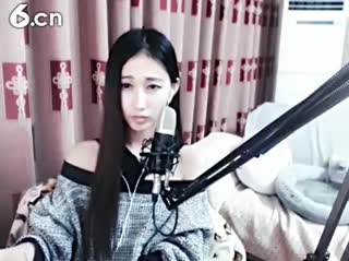 六间房甜美女主播ღ童童☂代理゛秀唱直播