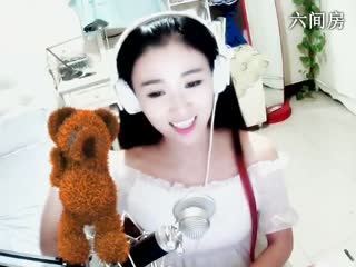 六间房性感主播夏目七互动直播中