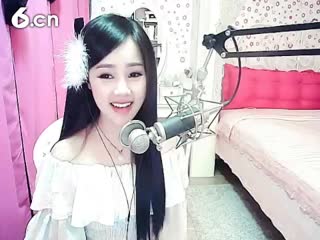 六间房美女主播╰⋛泡沫ღ寒兮⋚╯秀唱寻水的鱼视频