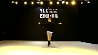 【艺玲璇】美女老师小小舞蹈traesuer