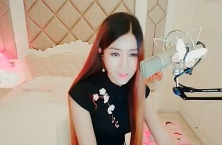 《你的眼角流着我的泪》我却坚守着承诺不肯后退