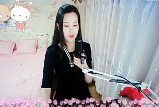 挥起手打翻《孟婆的碗》~落在地碎成两半~