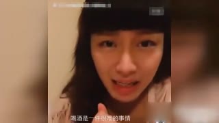 妹子模仿世界各国女生喝醉酒后的样子