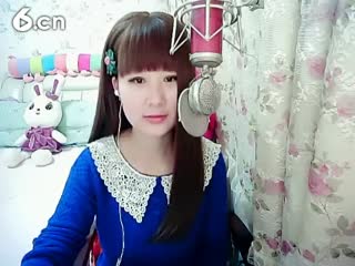 六间房美女主播 じ☆︶来听媄灵唱歌  秀唱视频