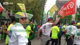 霾克星人为“杭马”选手助跑