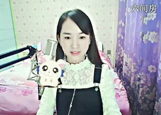 六间房性感主播╰♥小鹿乱撞？互动直播中