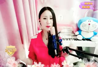 妹子的英文没话说~歌唱的很溜儿~