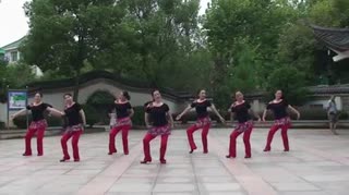 云月广场舞 唱红尘 东方健