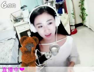 六间房美女主播夏目七秀唱视频