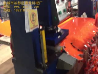 龙门全自动下料机 足球裁断