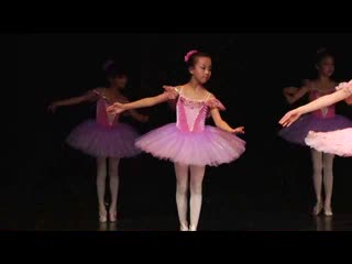 学员芭蕾舞表演-睡美人