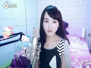 六间房热门女主播╰♥小鹿乱撞？秀high歌