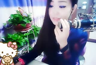 受伤的女人想问《多情人都把灵魂给了谁》？