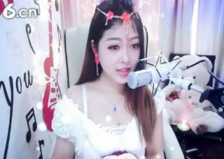 六间房美女主播ღ莫凡、懒虫
