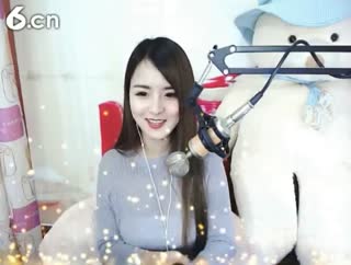 六间房美女主播あい❤林小幂❤秀唱视频