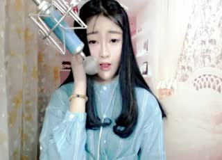 《我的唇吻不到我爱的人》~离开你我做不到不心疼