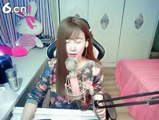 六间房热门美女久美。在线交友聊天