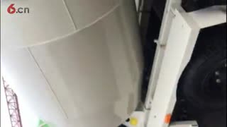 山东小型三轮混凝土搅拌车运行