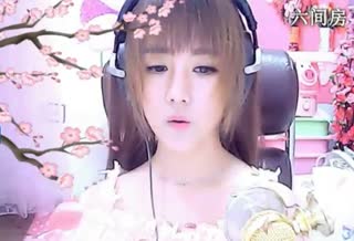 六间房美女主播☜小鱼儿❦☞直播间视频