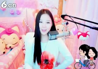 六间房美女主播依然の代理秀唱视频