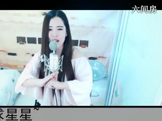 六间房性感主播◥▇摇滚☀女皇▇◤互动直播中
