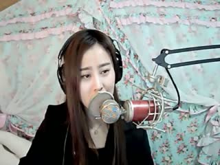 在这昏暗的夜里~《突然想爱你》