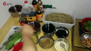 酸辣粉高汤的做法，酸辣粉汤料配方